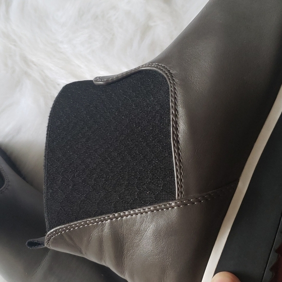 Metaphor Shoes - Picture 7 of 7